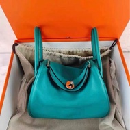 99新Hermes愛馬仕 Lindy26 U4 絲絨綠swift銀扣 X刻
