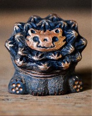 羅本製所 黑金坐姿牡丹