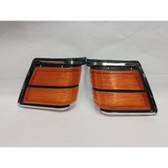 NISSAN CEDRIC 430 1982 FRONT CORNER SIGNAL LIGHT