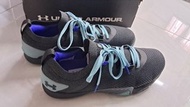 Under Armour UA TriBase Reign 3 運動鞋