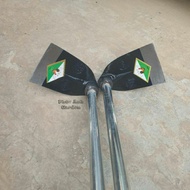 Cuốc đất làm vườn Nhuệ Giang 252533 cuốc trồng cây cán dài 1m15