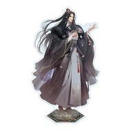 Standee standing holding a hontoku fan for exhibition