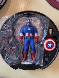 Mezco One:12 Captain America