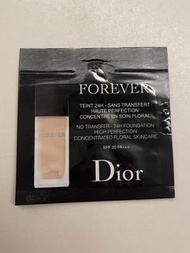 Dior 恆久貼肌柔霧粉底 試用 (1N色）