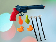 Mainan Anak Pistol Set Peluru dengan Target Bebek dan Pion Bowling