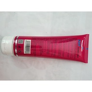 Sữa Tắm - Dầu Tắm Trị Nấm Da ,Ve Ghẻ Trên Chó Mèo FAY Mediacare (300ml)