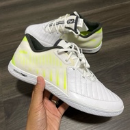 KASUT FUTSAL KIPSTA GINKA V2