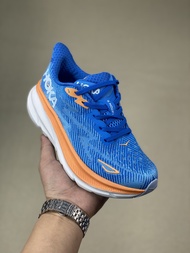 Simple and comfortable men's and women's sports shoes/HOKA/ONE ONE Clifton 9 Wide shock-absorbing, anti slip, and wear-resistant low top running shoes, with a sloping toe design and new details embellishments, the overall simplicity is not easy to slip.