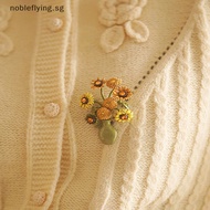Nobleflying Literary Vintage Van Sunflower Brooch Gerbera Clothes Pin Corsage Jewelry Accessories SG