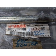 REAR AXLE YAMAHA DT125 O1W - 550 ONLY, REPLACEMENT 250 - 18g-25381-00