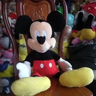 Mickey mouse teddy bear size to 70cm in the movie Mickey mouse clubhouse