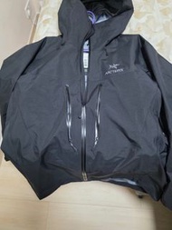 Arcteryx  Alpha SV Jacket M 外套