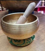 Authentic Hand-Beaten Tibetan Singing Bowl – Bronze 8-18 cm | Deep Resonant Sound for Meditation & H