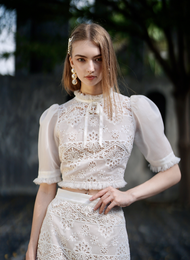 Thea by Thara Merit  ชุดงานบุญแขนตุ๊กตา BL013WHFA23