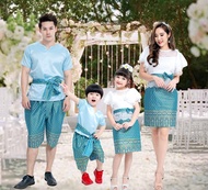 ชุดไทยประยุกต์ Mae Mali Dress ขาว-ฟ้า ชุดไทยครอบครัว ชุดทำบุญ ชุดครอบครัว ชุดไทยสตรี ชุดไทยเด็กหญิง เดรสชุดไทย