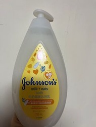 Johnson's 強生牛奶燕麥沐浴乳沐浴露750毫升