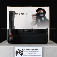 (Used!!) Battery Grip (MB-D5100) For Nikon D5100 D5200 <Mint>