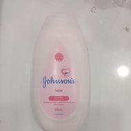 JOHNSON'S BABY LOTION PINK (UP TO 24 HOURS MOISTURIZATION) 200ml (exp 11/24)
