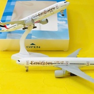 AIRCRAFT MODEL "EMIRATES AIRLINES" BOEING B777-300ER SCALE 1:400 (20CM) UNIQUE CAST WHEELS