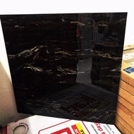 Granit 60X60 Hitam Motif Marmer (Glossy/ Granit Hitam Marmer/ Granit