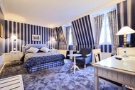 โกลเด้นทิวลิป โฮเต็ล วอชิงตัน โอเปรา (Golden Tulip Hotel Washington Opera)
