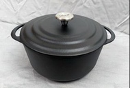 德國VIVO黑琺瑯鑄鐵鍋24cm