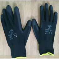 Palm fit gloves or rubber gloves or safety gloves or gloves
