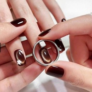 Circle Nail Magnet Creates Cat Eye Effect. NailGaoGao