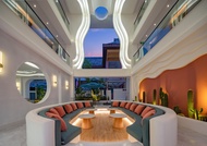 Xishuangbanna Yiren Residence (Gaozhuang Xishuangjing Star Light Night Market Shop)