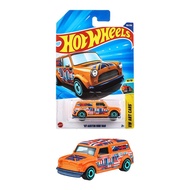 Hot Wheels Basic Car '67 Austin Mini Van - Toy Vehicle, Die-Cast Miniature for Ages 3 and Up, Orange