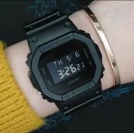 ST200/CASIO นาฬิกาข้อมือผู้ชาย รุ่น DW-5600BB-1