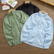 外國預訂 3色選 Arcteryx 始祖鳥刺繡logo 可收納帽子 防水面料風褸外套