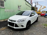 2014年福特Focus MK3 1.6 白 五門掀背 免頭款 可全額貸 洽:0932171411 LINE :同電話