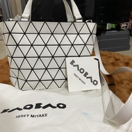 bao bao issey miyake