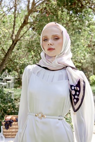 RYB Collection - RYB Hijab ฮิญาบสี่เหลี่ยม ลายปริ้นท์ แบรนด์ Hijab Princess