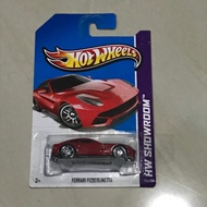 Hot Wheels Ferrari F12 Berlinetta