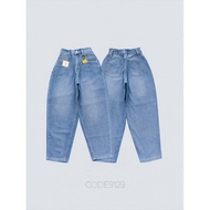 NomenaKids 9128-30 Premium Fashion Girls' Barrel Jeans