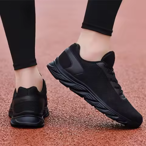 Men’s Breathable Lightweight Athletic Shoes Comfortable Mesh Running Sneakers Gym Men’s Sneakers Non
