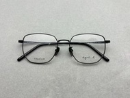 agnes b. AB70104男女款眼鏡框 純鈦超輕款  提供數據可配鏡片 size：52-17-145總寬142框高43重量14克