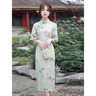 chinese traditional wear cheongsam muslimah Lukisan dakwat wanita cheongsam yang elegan meningkatkan