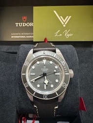 （Sold) Tudor 79010SG-0001 black bay 58