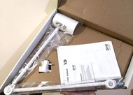 IKEA RIGGAD Led工作燈連無線充電座 （原價$639）