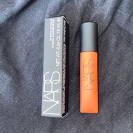 nars 雲霧唇誘 唇釉 lose control