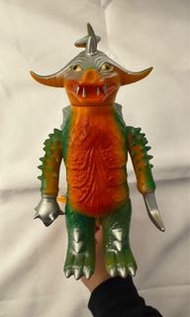 Sofubi 搪膠公仔 超人Ace 怪獸 Baraba