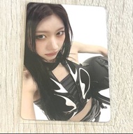 Itzy chaeryeong滿額卡