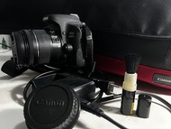 Canon 800D、18-55mm鏡頭、相機包、電池、充電器