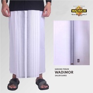 Sarung Wadimor Pria Motif Bali Hitam Putih Polos Dewasa