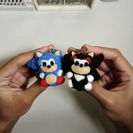 GANTUNGAN Sonic the Hedgehog Character Keychain | Sonic Character Keychain | Amigurumi by Crochetari