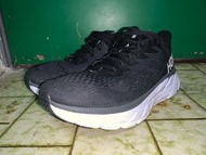 Hoka m Clifton 7
