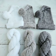 新生兒睡帽絨球帶包裹物，針織拍照道具